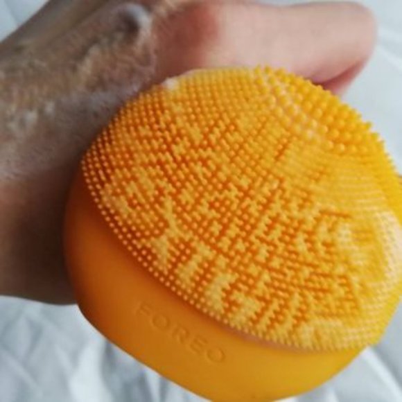 [NIB] FOREO Luna fofo - Sunflower Yellow - Picture 5 of 7